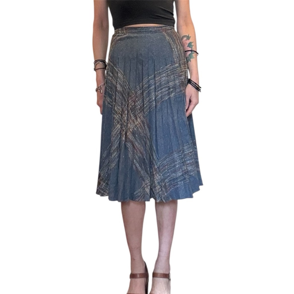 Blue Vintage Wool blend Pleated Midi Skirt with Subtle Pattern Detail